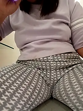 Mrjana89six online show from March 25, 6:00 pm