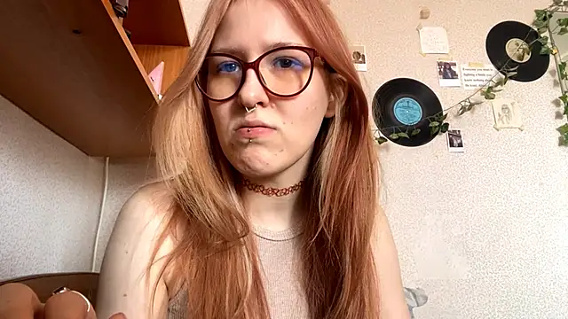 LaureenVielma online show from February 25, 8:35 am