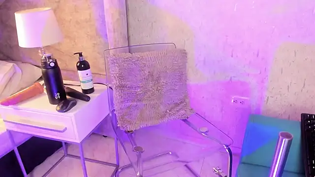 Sara Rossi   online show from April 2, 2:58 pm