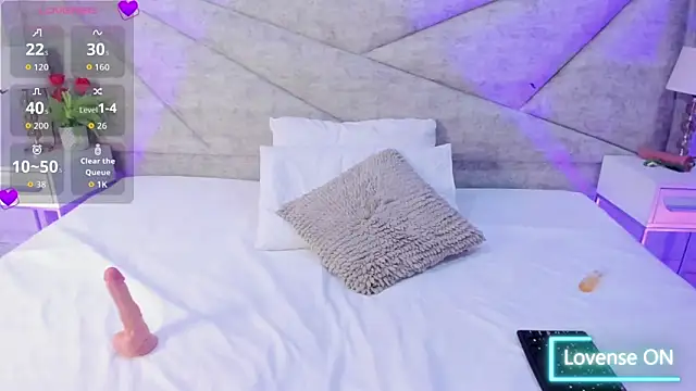 Sara Rossi   online show from March 3, 12:44 pm