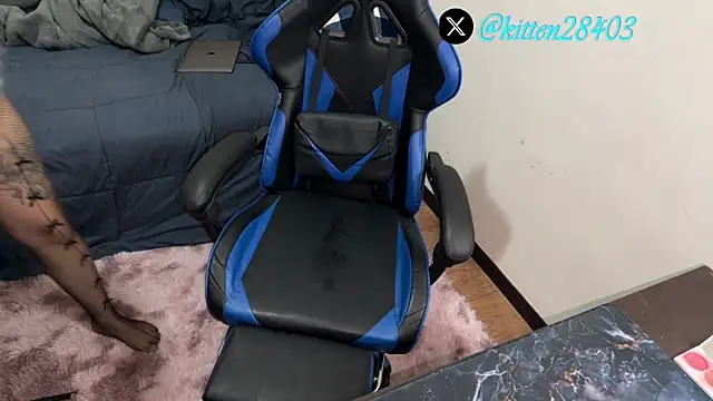 Ales Kitten Live online show from March 24, 10:37 pm