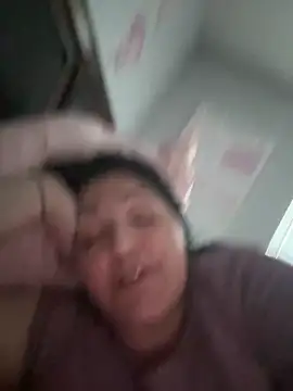 chrissyde online show from March 28, 8:30 pm