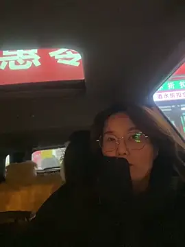 Youyou 12 online show from March 3, 10:21 am