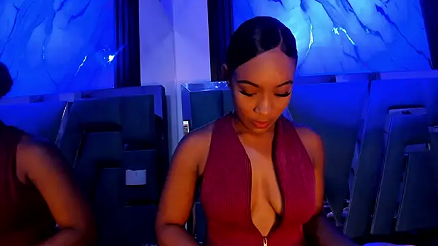 emii brown online show from April 19, 1:38 am