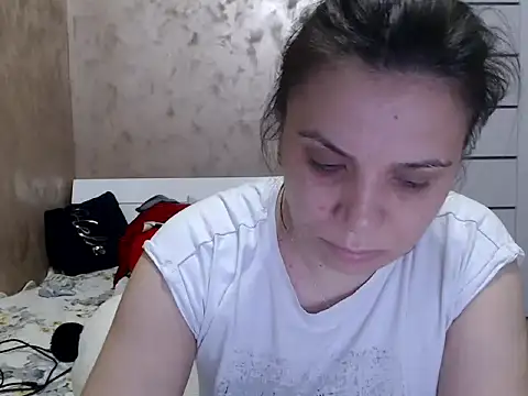 LorraGrey online show from April 5, 8:19 pm