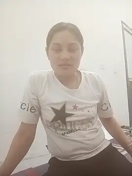 Momo-biki online show from March 30, 1:54 pm