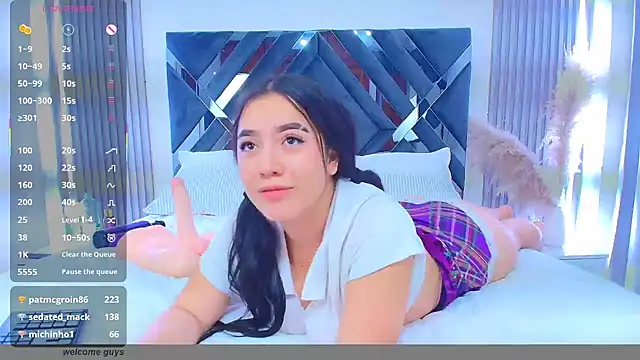 AmyTorres  online show from March 10, 8:24 pm