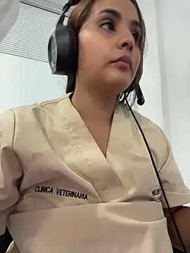 Noa Harper- online show from March 8, 2:04 am