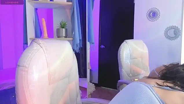 Miniadelf online show from April 23, 8:55 pm