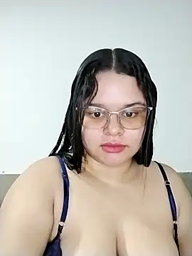 SamanthaStonee online show from June 7, 8:26 pm