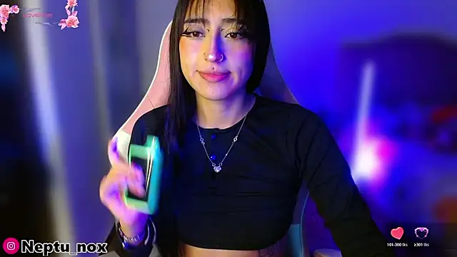 kuromi x online show from February 18, 5:06 am