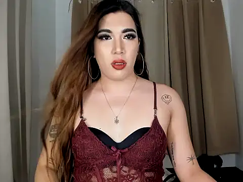 tsbigmilk online show from March 25, 4:10 pm