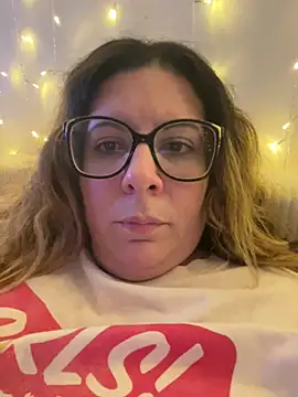 JasmineGlow7 online show from June 3, 9:53 pm