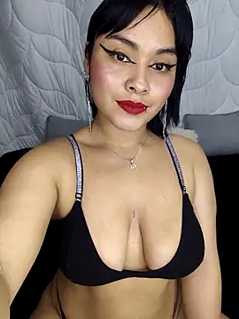 zoe love18 online show from April 14, 4:07 pm