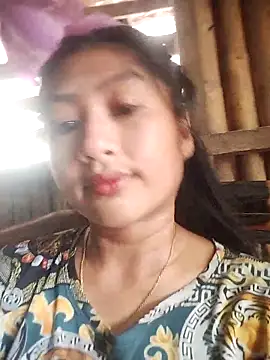 SweetKirsten69 online show from April 2, 1:47 am