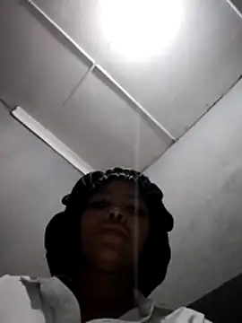 theedevilsexer online show from April 3, 5:00 pm