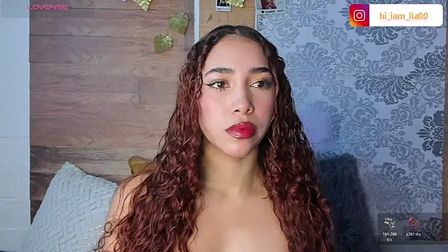 LiaHansson00 online show from April 9, 4:12 pm