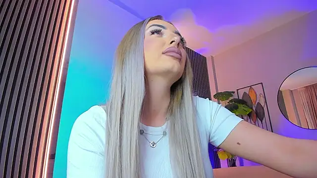 MissObsidian online show from March 7, 9:22 pm