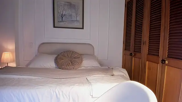 ConnieDeep online show from March 27, 9:43 am