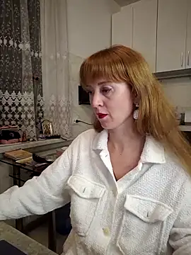 LanaBananaa  online show from March 13, 9:27 pm