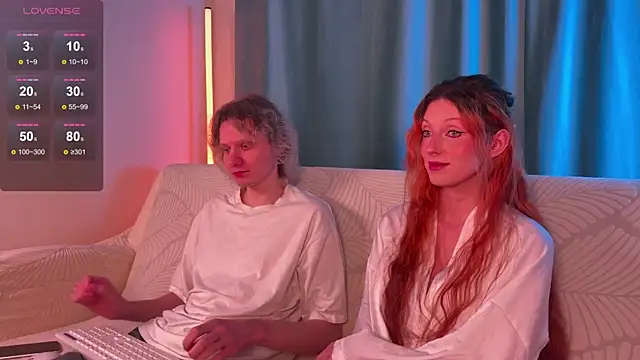 EternalDream  online show from April 13, 7:25 pm