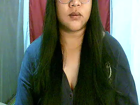 strip berry online show from February 5, 2:20 pm