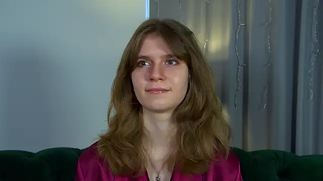 MilaMaelis online show from April 11, 7:45 am