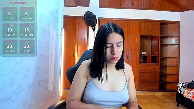 Emily and Soffy online show from April 17, 12:29 pm