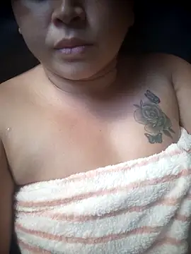 brunaahot online show from April 8, 4:42 pm