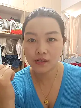 Jennie dogy online show from April 14, 1:05 am