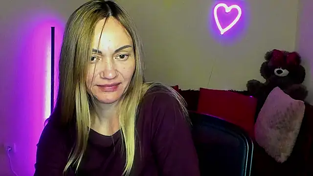 BlondMikey22 online show from April 15, 7:58 pm