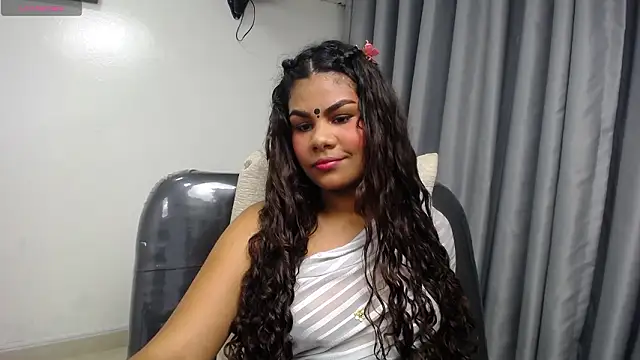 yaazhinii online show from March 23, 12:11 pm