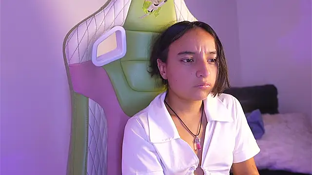  emily jonexs online show from May 28, 4:27 pm