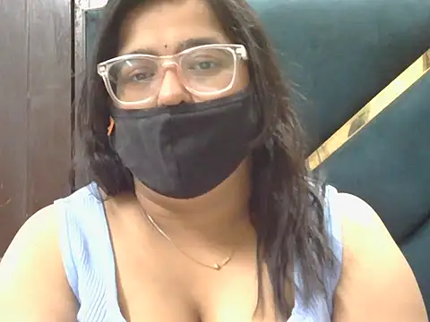 GangbangCouple online show from April 13, 1:12 pm