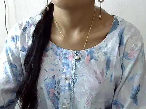 Mehaak  online show from April 3, 7:28 am