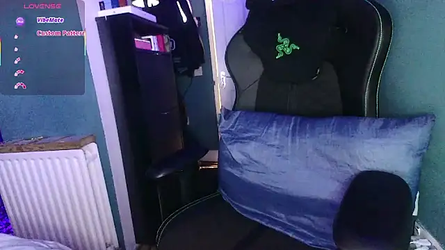 JadeAlexis403 online show from March 7, 6:48 pm