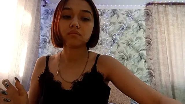 AnnettaBelsito online show from April 1, 1:41 pm