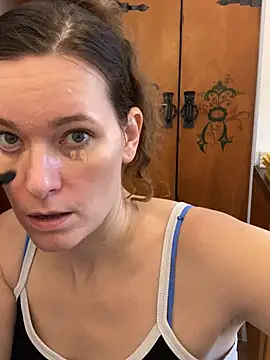 Midnight Munch online show from March 11, 8:40 am