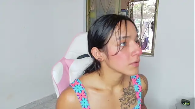 Fit valkiria online show from April 23, 5:59 pm