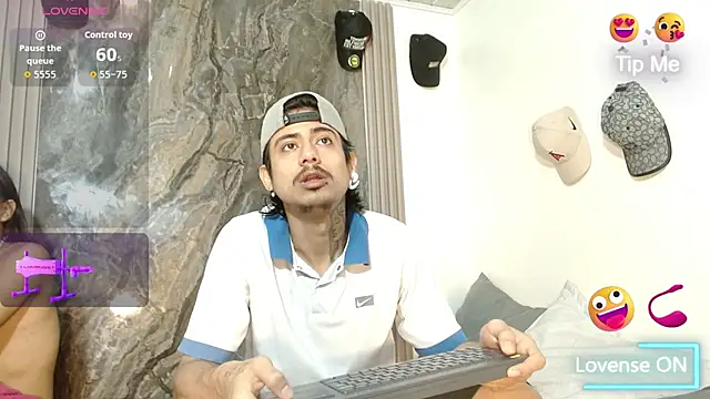 Damian-and-Camerum online show from March 15, 3:19 am