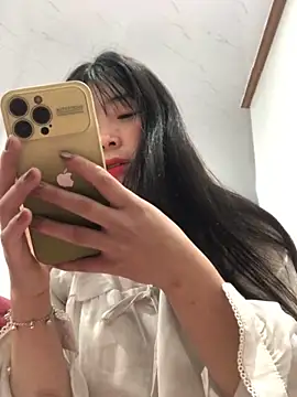 cuty lusy online show from March 12, 7:44 am