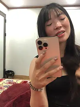 cuty lusy online show from April 3, 1:42 pm