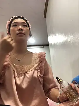 cuty lusy online show from April 17, 12:46 am