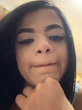 Alessia Gold online show from April 4, 9:13 pm