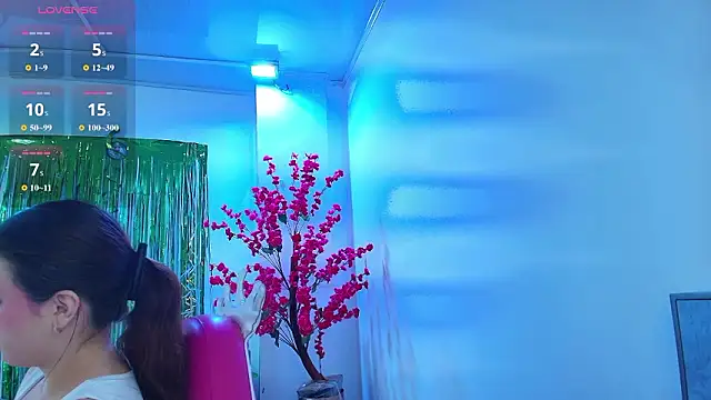 Chloe dolly online show from March 19, 11:25 am