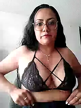 Salma-sweet online show from June 27, 7:20 pm