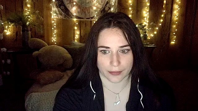 VelvetBrunetteXo online show from April 13, 7:20 am