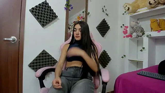 miss mayli online show from February 21, 8:09 pm