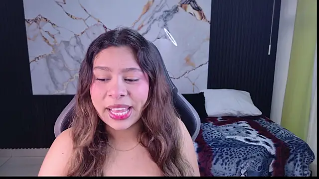 Sophie19   online show from April 5, 12:26 pm