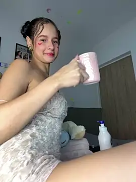 catalina santana4 online show from April 6, 2:00 am